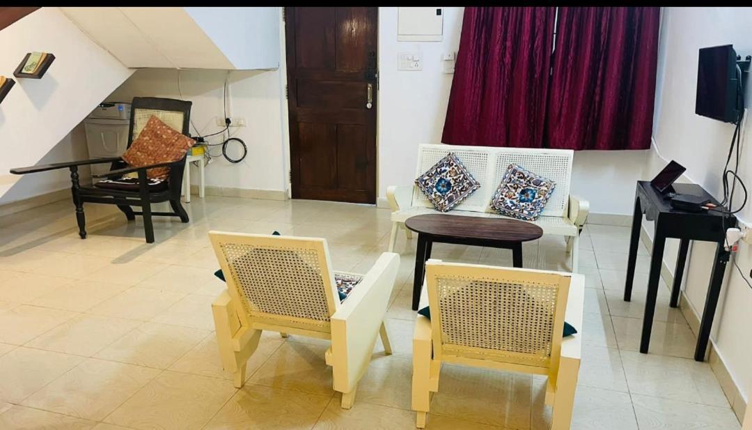Goa Suites Holiday Home كالانغيُت المظهر الخارجي الصورة